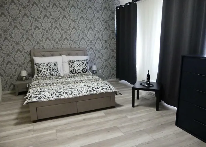 Marienka Panzio אגר