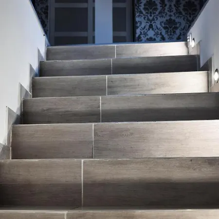 Marienka Panzio Эгер