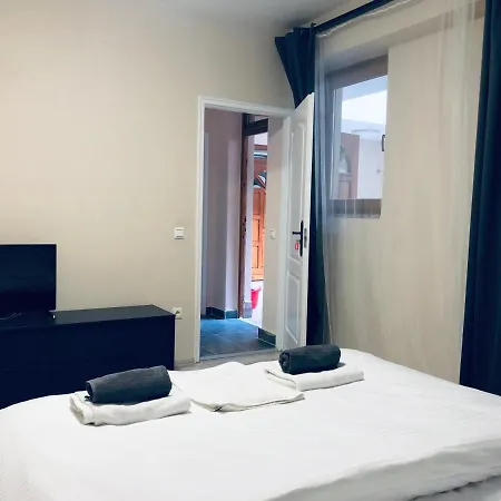 Marienka Panzio Bed & Breakfast *