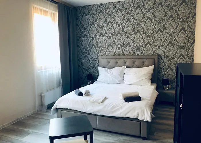 Marienka Panzio エゲル