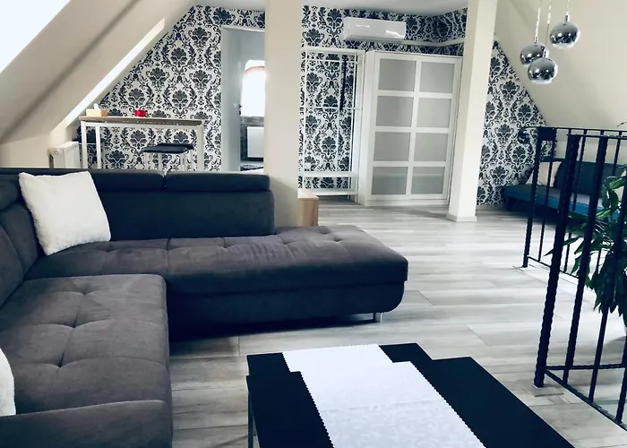 Marienka Panzio Bed and Breakfast Έγκερ