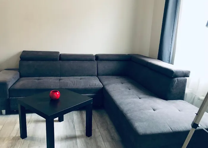 Marienka Panzio * エゲル