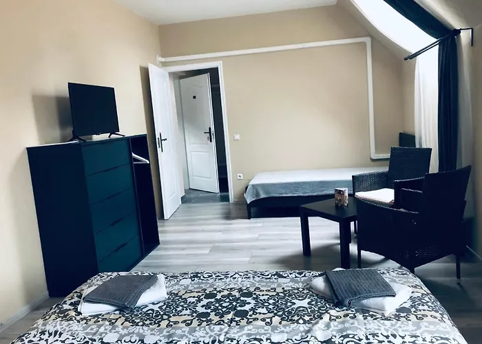 Marienka Panzio Bed and Breakfast Έγκερ