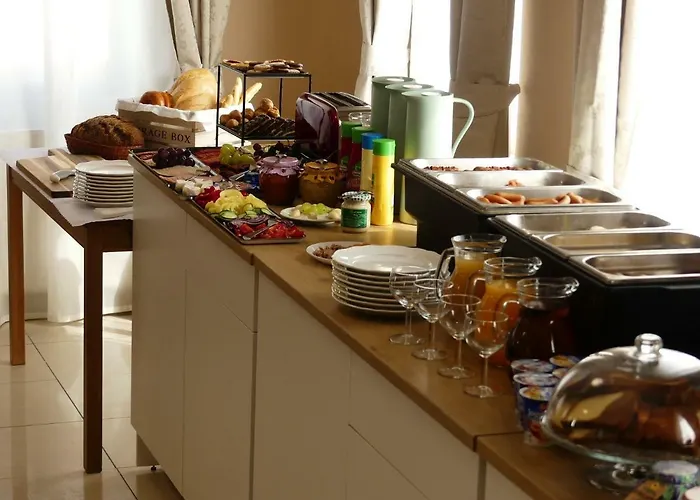 Marienka Panzio エゲル